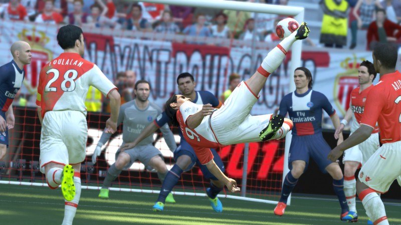 Pro Evolution Soccer 2014 PC Download CD Key screenshot 2