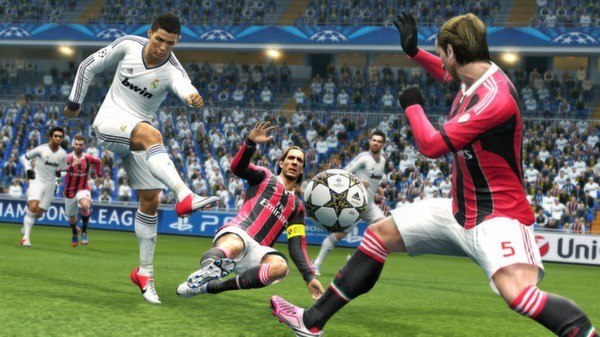 Pro Evolution Soccer 2013 PC Download CD Key screenshot 5