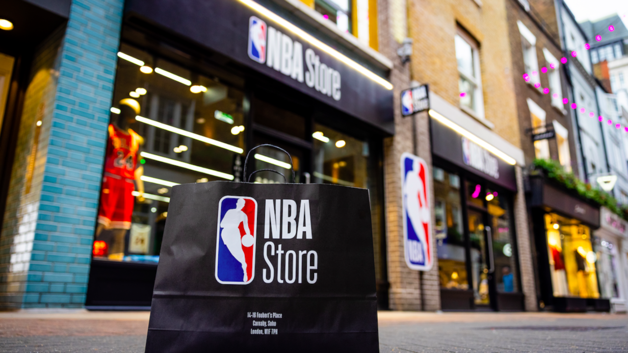 NBA Stores USD 100 Gift Card US screenshot 1